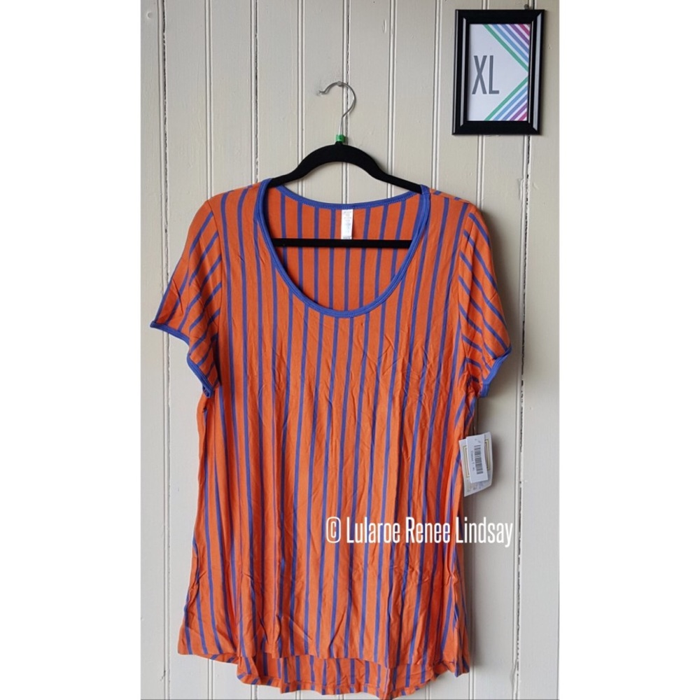 BNWT Lularoe Classic Tee